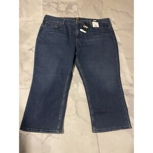 Lee Jeans Womens 22 Plus Blue Mid Rise Capri Stormy‎ Lines Dark Wash Denim G0157